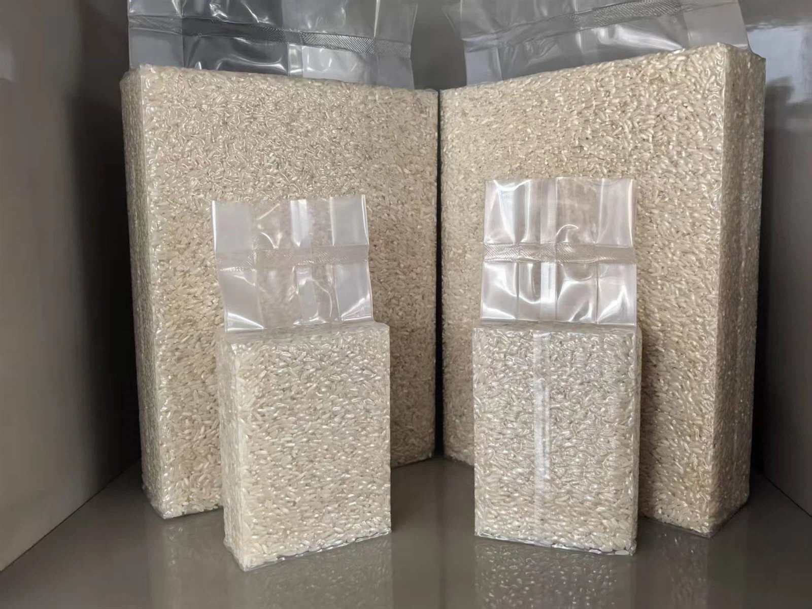 Six-Sided Rice Brick Vacuum Shaping Packaging: Six-Sided Rice Brick Vacuum Shaping Packaging: