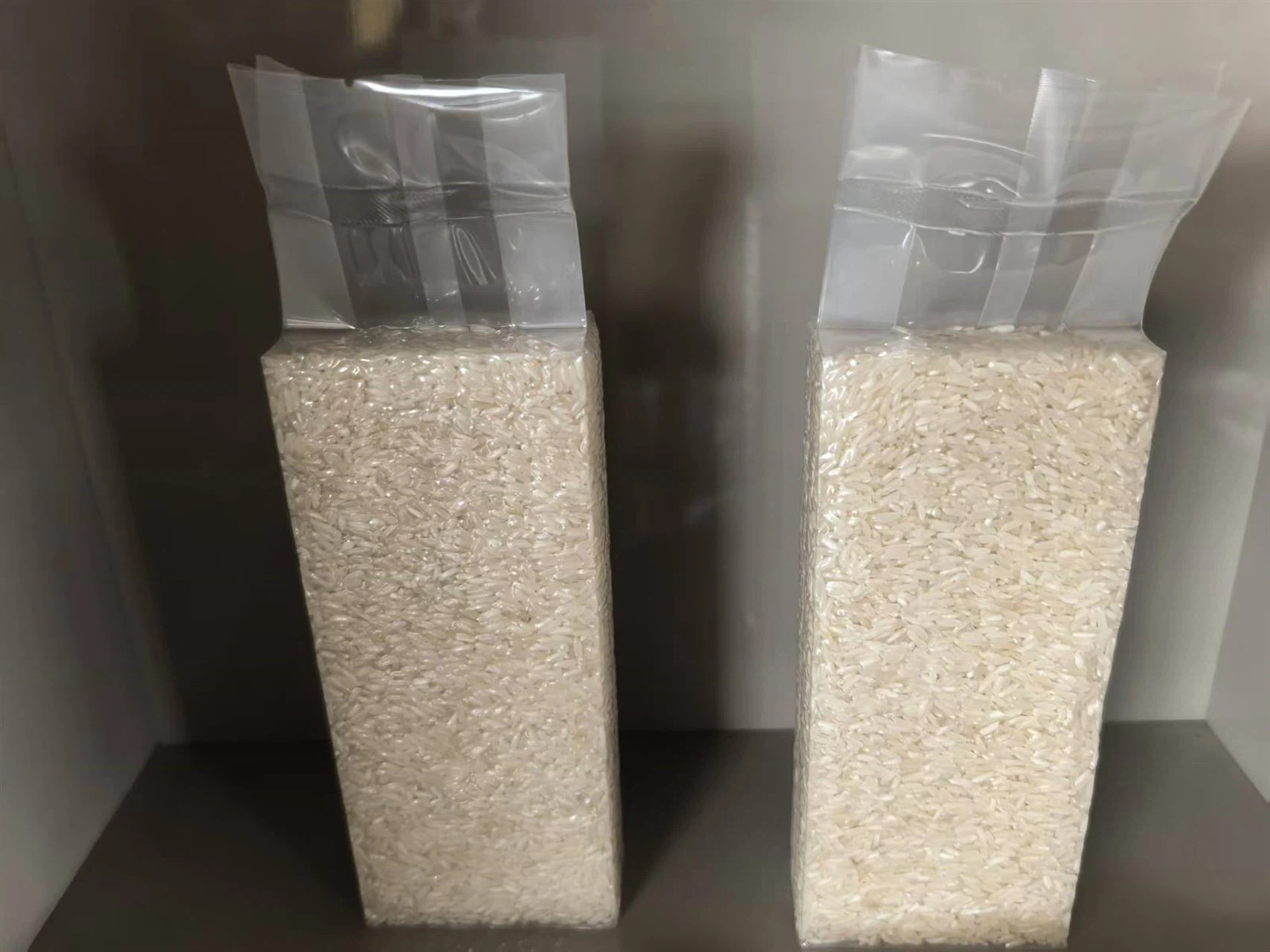 Six-Sided Rice Brick Vacuum Shaping Packaging: Six-Sided Rice Brick Vacuum Shaping Packaging: